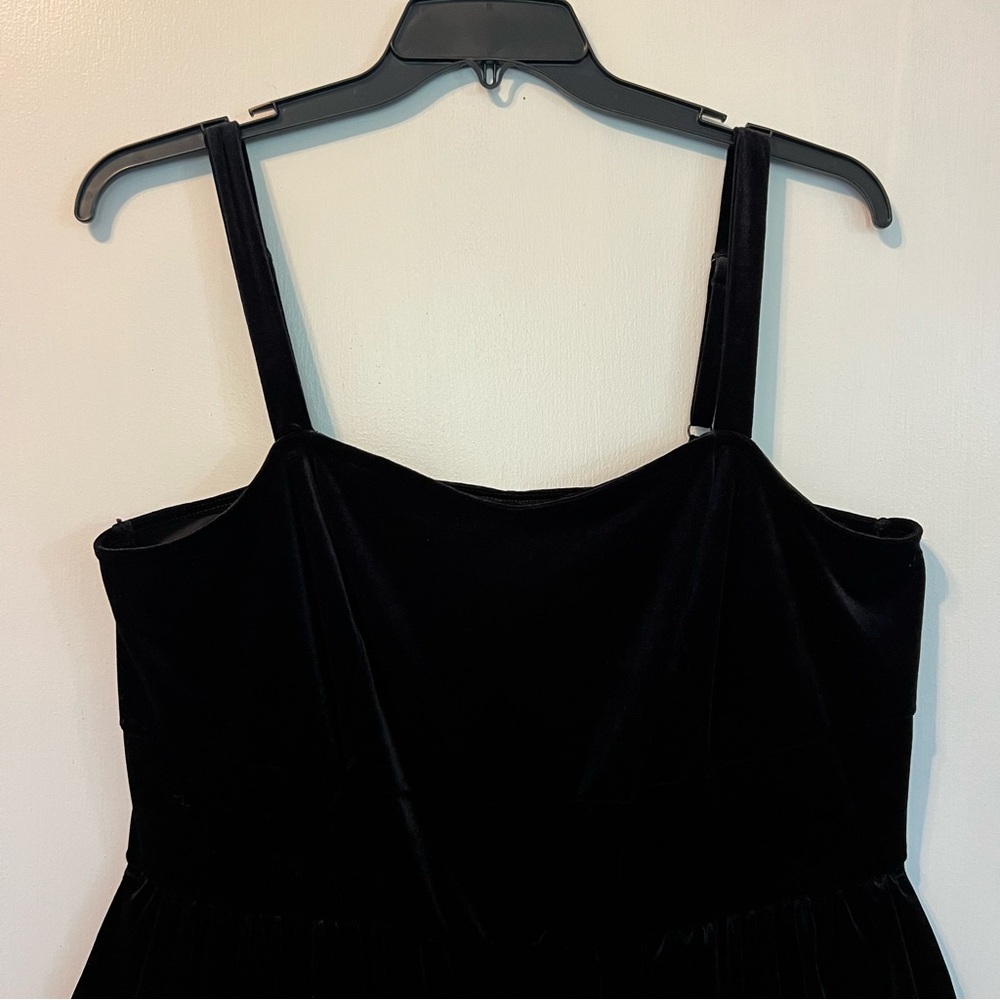 Old Navy Black Velveteen Jumpsuit, size 2X